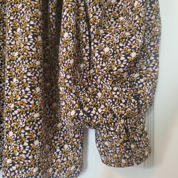 Black Bull Blouse – Size L – Black (Pink, White & Gold Floral Pattern) - Picture 5 of 6